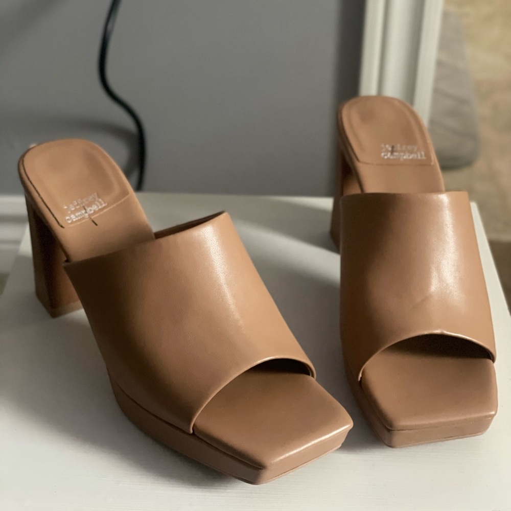Jeffrey Campbell Caviar Platform Slide Sandal